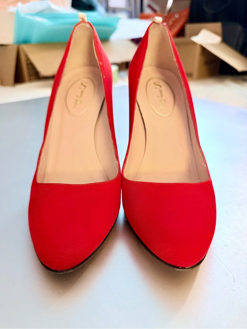 SJP by Sarah Jessica Parker Vibrant Red Round-Toe Pumps 37.5/7